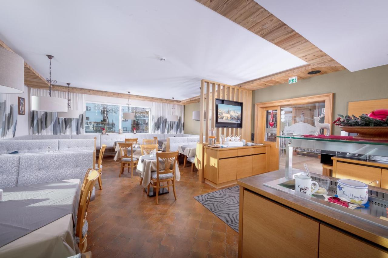 Hotel Garni Entstrasser Kitzbuhel Ngoại thất bức ảnh